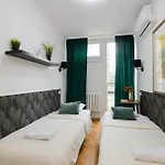 Unitapartament Short Rent In By Metro Station Rondo Onz With 3bedrooms 22 Διαμέρισμα Βαρσοβία