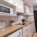Διαμέρισμα Unitapartament Short Rent In By Metro Station Rondo Onz With 3bedrooms 22