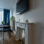 Unitapartament Short Rent In By Metro Station Rondo Onz With 3bedrooms 22 Διαμέρισμα *