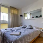 Unitapartament Short Rent In By Metro Station Rondo Onz With 3bedrooms 22 Βαρσοβία