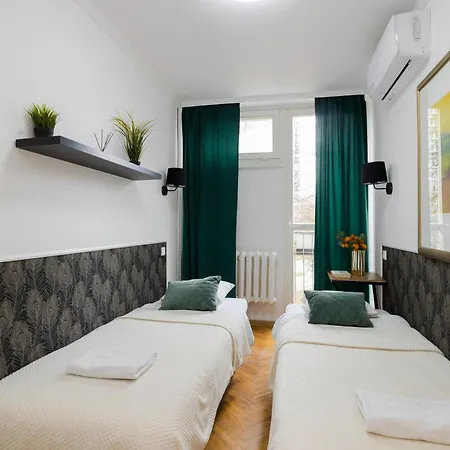 Unitapartament Short Rent In By Metro Station Rondo Onz With 3bedrooms 22 Апартаменты Варшава