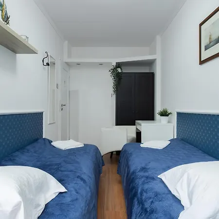 Unitapartament Short Rent In By Metro Station Rondo Onz With 3bedrooms 22 * Варшава