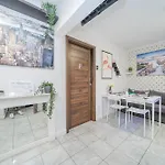 Unitapartament Short Rent In By Metro Station Rondo Onz With 3bedrooms 22 Lägenhet Warszawa