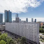 Lägenhet Unitapartament Short Rent In By Metro Station Rondo Onz With 3bedrooms 22 Warszawa