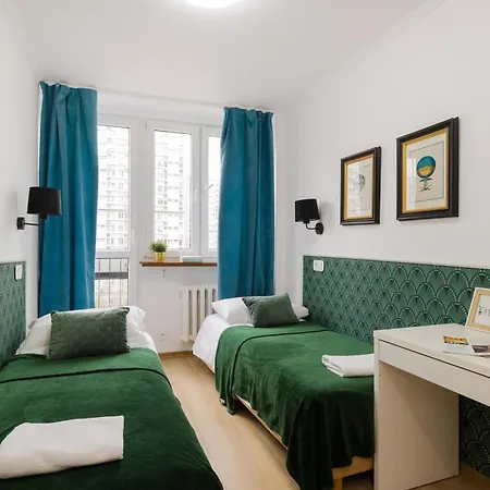 Apartment Unitapartament Short Rent In By Metro Station Rondo Onz With 3bedrooms 22 Warsaw