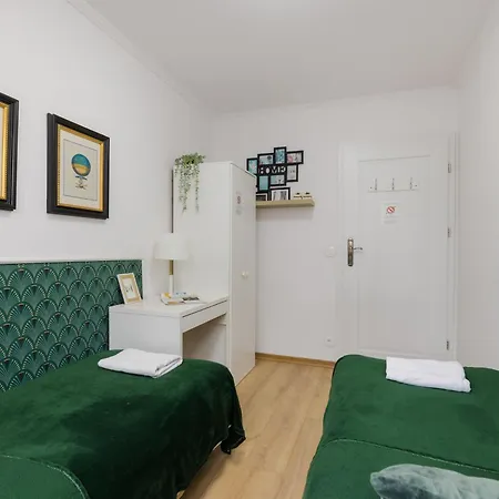 Unitapartament Short Rent In By Metro Station Rondo Onz With 3bedrooms 22 Warsaw