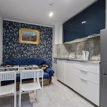 Apartment Unitapartament Short Rent In By Metro Station Rondo Onz With 3bedrooms 22 Warsaw