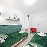公寓 Unitapartament Short Rent In By Metro Station Rondo Onz With 3bedrooms 22 *