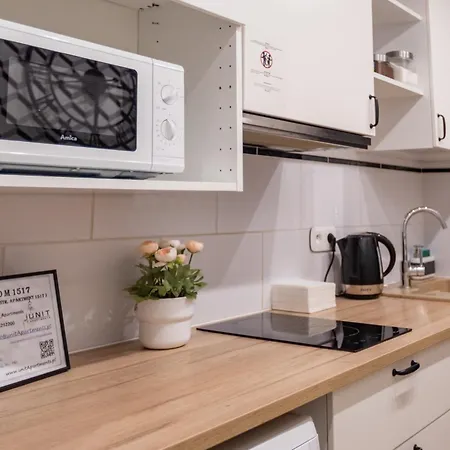 Unitapartament Short Rent In By Metro Station Rondo Onz With 3bedrooms 22 Apartament Warszawa