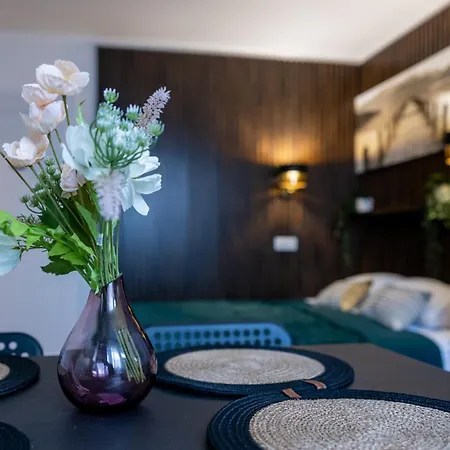 Unitapartament Short Rent In By Metro Station Rondo Onz With 3bedrooms 22 *