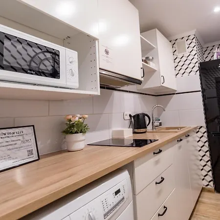 Apartament Unitapartament Short Rent In By Metro Station Rondo Onz With 3bedrooms 22