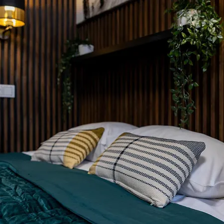 Unitapartament Short Rent In By Metro Station Rondo Onz With 3bedrooms 22 * Warsaw