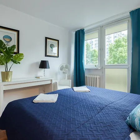 Apartment Unitapartament Short Rent In By Metro Station Rondo Onz With 3bedrooms 22 Warsaw