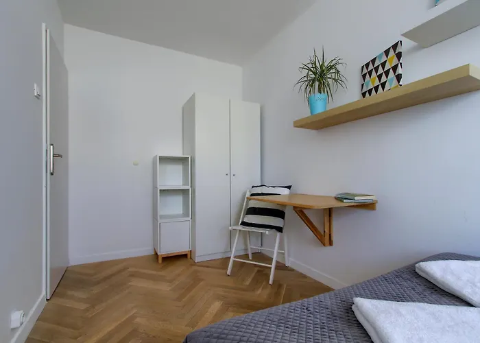 Unitapartament Short Rent In By Metro Station Rondo Onz With 3bedrooms 22 Apartment *