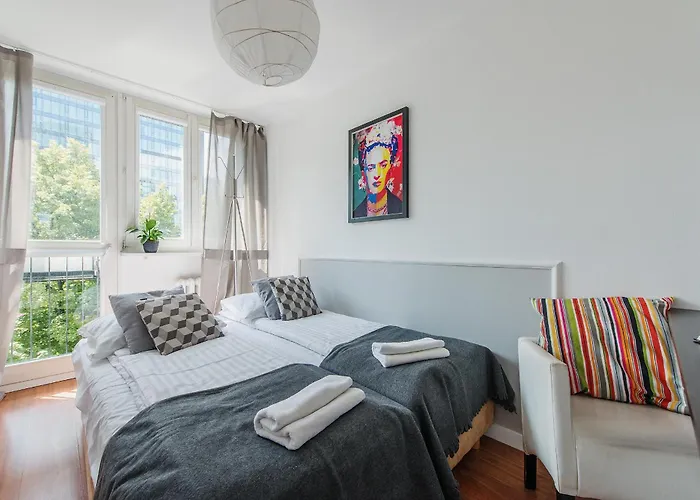 Unitapartament Short Rent In By Metro Station Rondo Onz With 3bedrooms 22 Apartment