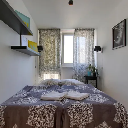 Unitapartament Short Rent In By Metro Station Rondo Onz With 3bedrooms 22 Lägenhet *