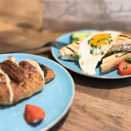 Unitapartament Short Rent In By Metro Station Rondo Onz With 3bedrooms 22 Lägenhet *